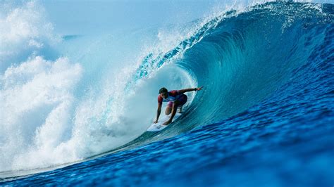  A Journey in the World of Surfing 