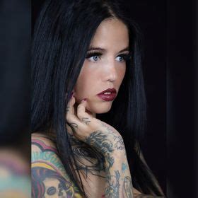  Deciphering the Enigmatic Physique of Lady Sunshine Ink 