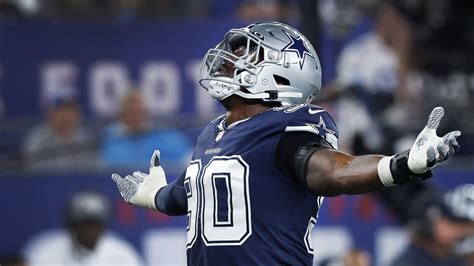  Waters' Contribution to the Cowboys' Defensive Dominance
