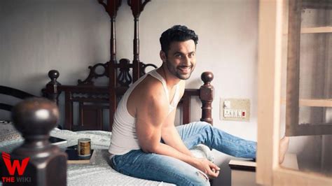 A Glimpse into the Personal Life and Background of the Enigmatic Freddy Daruwala