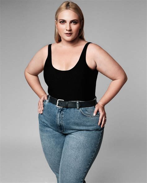 A Leading Figure in the World of Plus-Size Modeling
