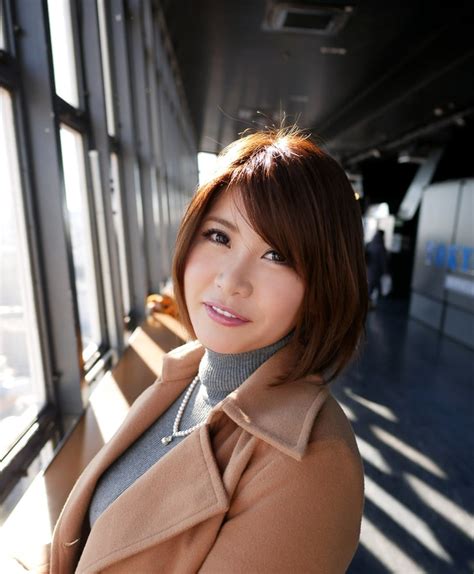 A Rising Star: Yuuri Oshikawa's Journey in the Entertainment Industry