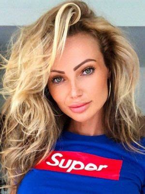 About Abby Dowse's Age, Height, and Figure