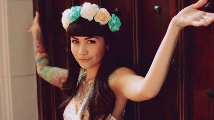 Aesthetic Appeal: Understanding Violetrose Suicide's Style and Fashion