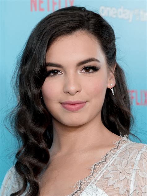 All About Isabella Gomez's Figure: Beauty and Health Secrets