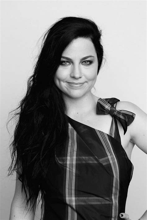 Amy Lee's Unique Songwriting Abilities: Crafting Melodies that Resonate with Millions