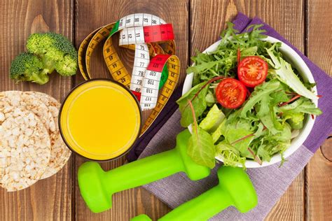 Analyzing Eva Roberts' Figure: Fitness Regimens and Diet Secrets