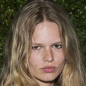 Anna Ewers' Personal Life: Relationships and Rumors