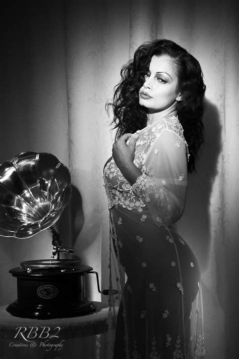 Aria Giovanni: More than Just a Iconic Symbol