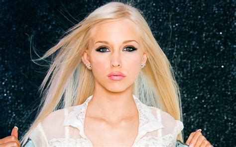 Beyond the Cameras: Brea Bennett's Personal Life