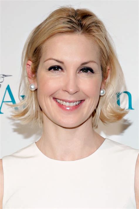 Biographical Highlights of Kelly Rutherford