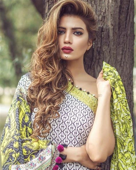 Breaking Barriers: The Impact of Rabia Butt as a Pakistani Model