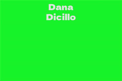 Dana Dicillo: A Rising Star in the Fashion Industry