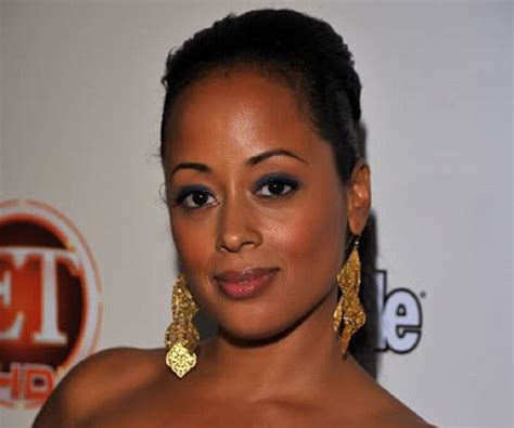 Discovering the Early Life and Age of the Talented Essence Atkins