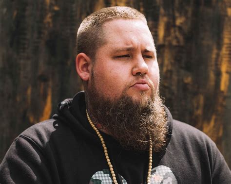Discovering the Exceptional Vocals: Rag'n'bone Man's Musical Breakthrough