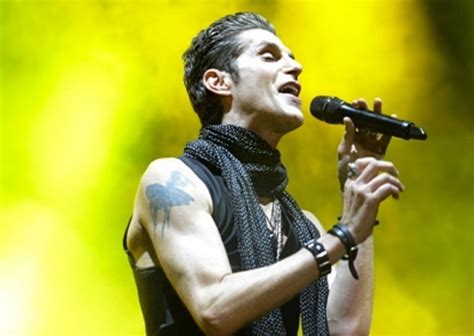 Early Beginnings and Influences on Perry Farrell's Musical Journey