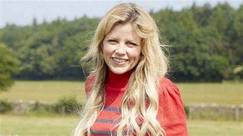 Ellie Harrison's Age and Height