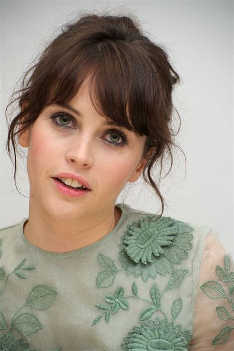 Examining Felicity Jones' Physical Attributes and Figure