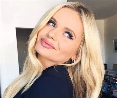 Exploring Alli Simpson's Personal Life