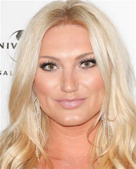 Exploring Brooke Hogan's Personal Life