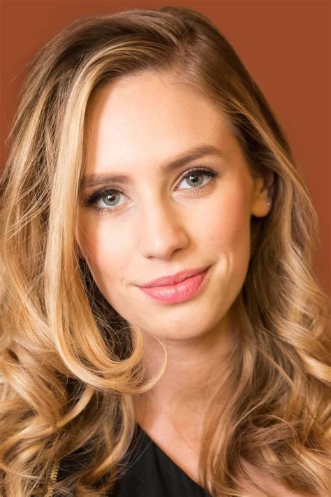 Exploring Dylan Penn's Background and Early Life