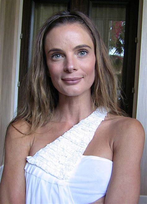 Exploring Gabrielle Anwar's Age, Height, and Figure