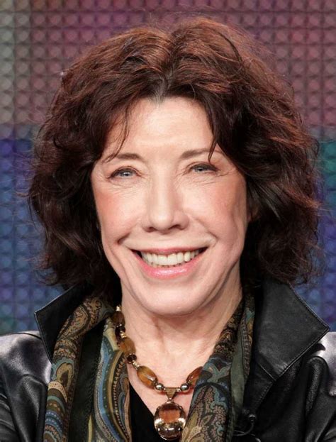 Exploring Lily Tomlin's Life: Personal Journey, Stature, and Milestones