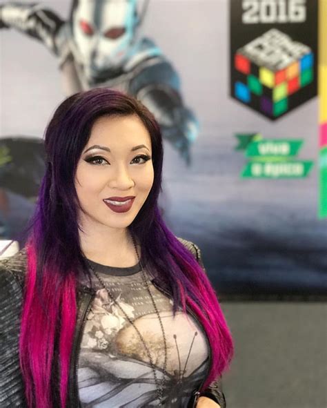 Exploring Yaya Han's Early Life and Background