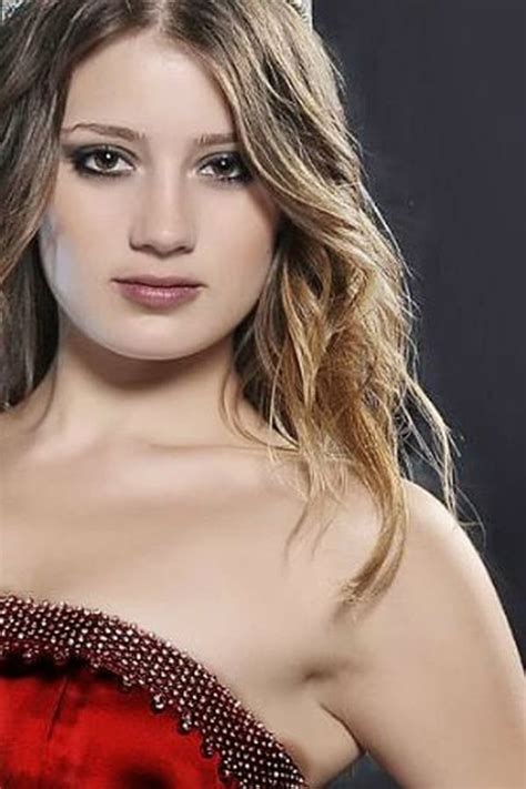 Exploring the Captivating Essence of Gizem Karaca