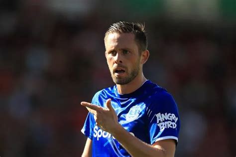 Figure: Gylfi Sigurdsson's Athletic Build and Fitness Regimen