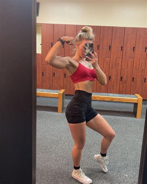 Figuring it Out: Haley Hollster's Body Measurements