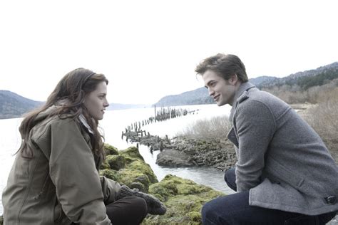 From Manuscript to Moving Image: Unraveling the Triumph of the Twilight Film Franchise