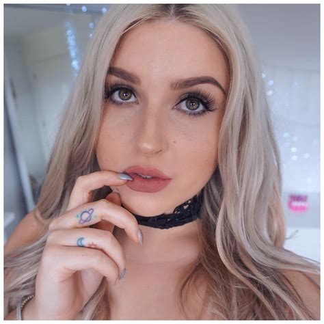 From Vlogs to Millions: Unearthing Shannon Shaaanxo's Net Worth