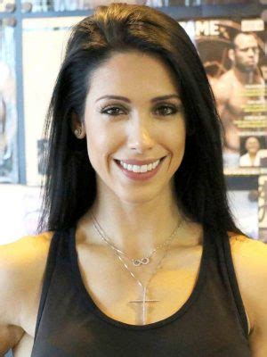 Height: Bella Falconi's Physical Appearance