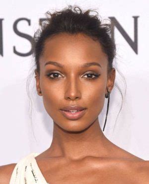 Jasmine Tookes - A Detailed Account of Her Life and Journey