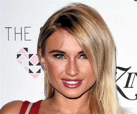 Billie Faiers - Complete Biography, Age, Height, Figure, and Net Worth ...