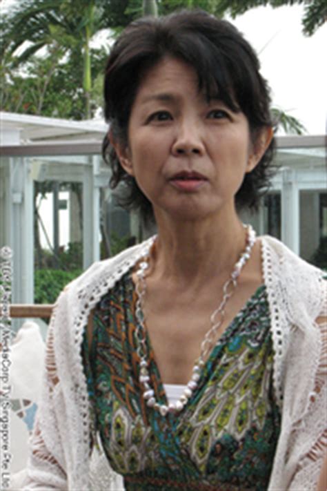 Recognition: Awards and Honors in Yoshie Ichige's Career