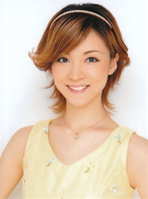Rise to Fame: Hitomi Yoshizawa's Breakthrough in the Entertainment Industry