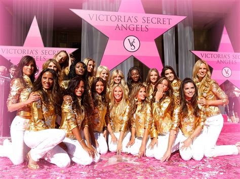 Rise to Prominence as a Victoria's Secret Angel
