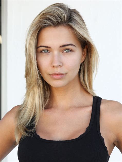 Sandra Kubicka: A Rising Star in the Modeling World