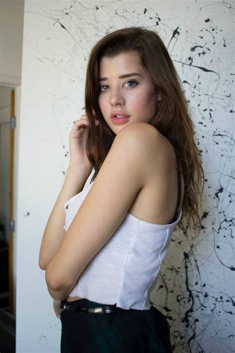 Sarah Mcdaniel's Unique Features: A Beauty Mark in the Modeling World