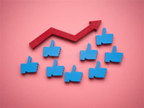 Social Media Presence and Popularity: The Rising Star