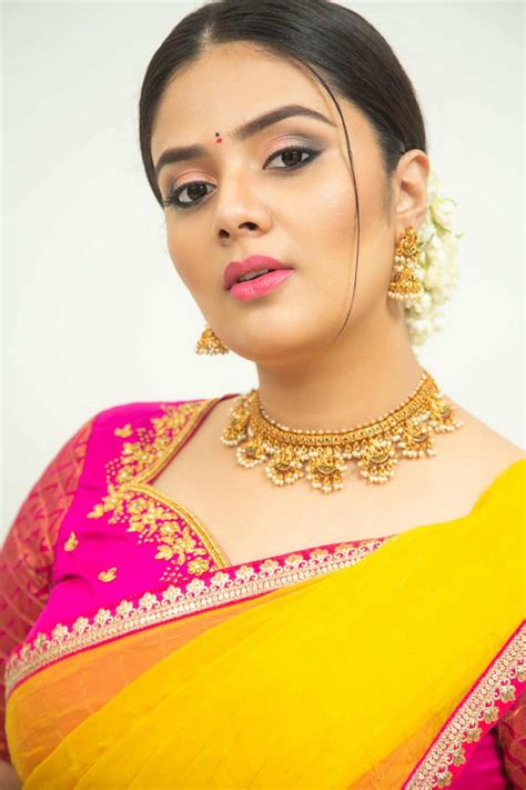 Sreemukhi: The Ascending Star in the Entertainment Sphere