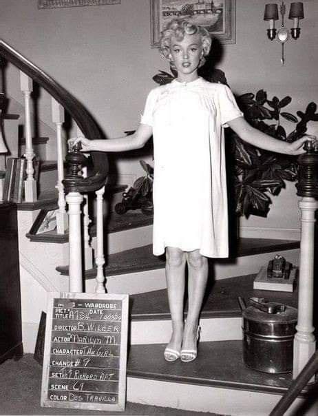 Tall and Glamorous: The Height of Ms. Monroe