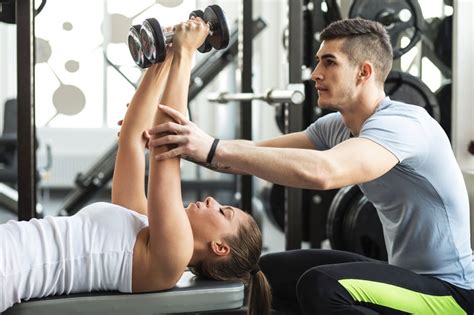 The Advantages of Enlisting the Services of a Personal Fitness Instructor