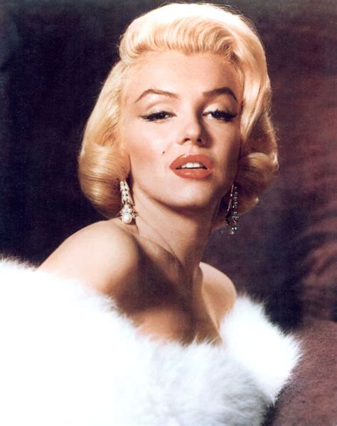 The Emergence of a Vintage Beauty Icon