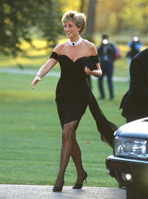 The Fashion Influence of Diana Paunescu: Iconic Style Moments