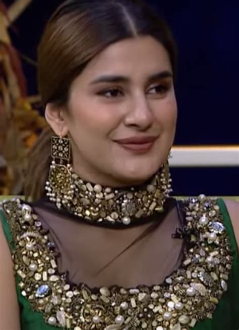The Influence of Kubra Khan's Multifaceted Talents on her Achievements
