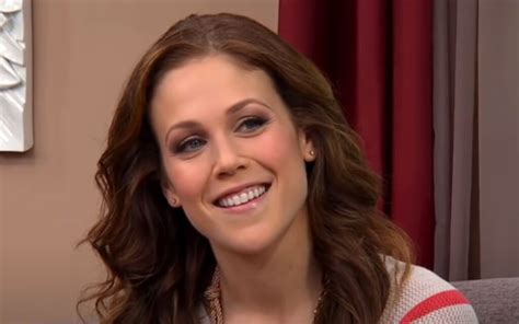 The Personal Side: Erin Krakow's Relationship and Family