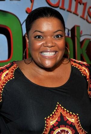 Yvette Nicole Brown: A Versatile Performer with an Inspirational Journey